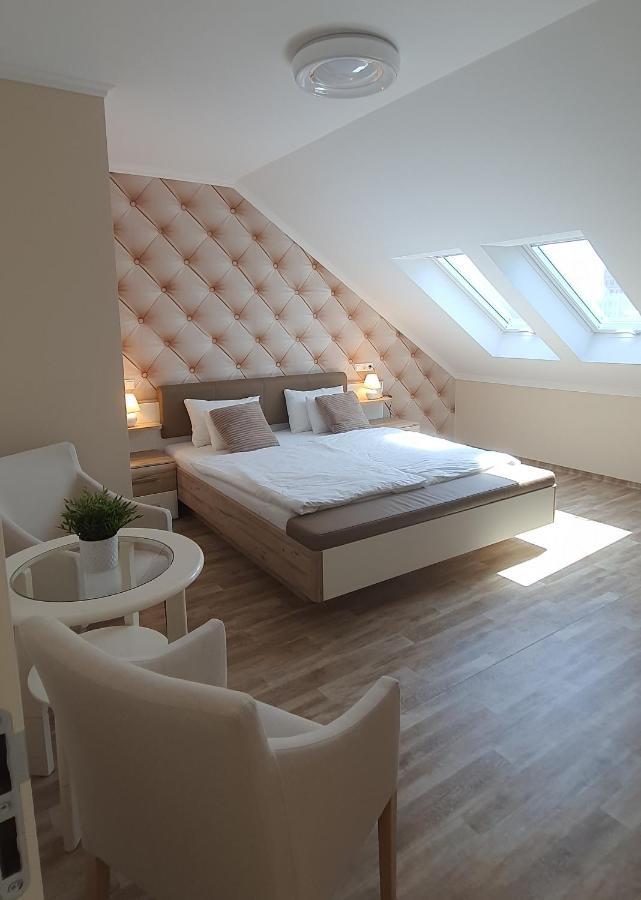 Aparthotel Camille Apartmanhouse 4*