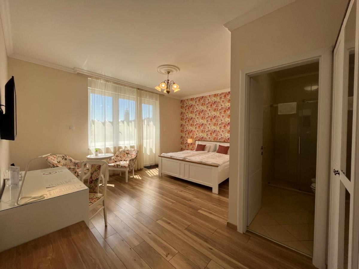 Camille Apartmanhouse 4*