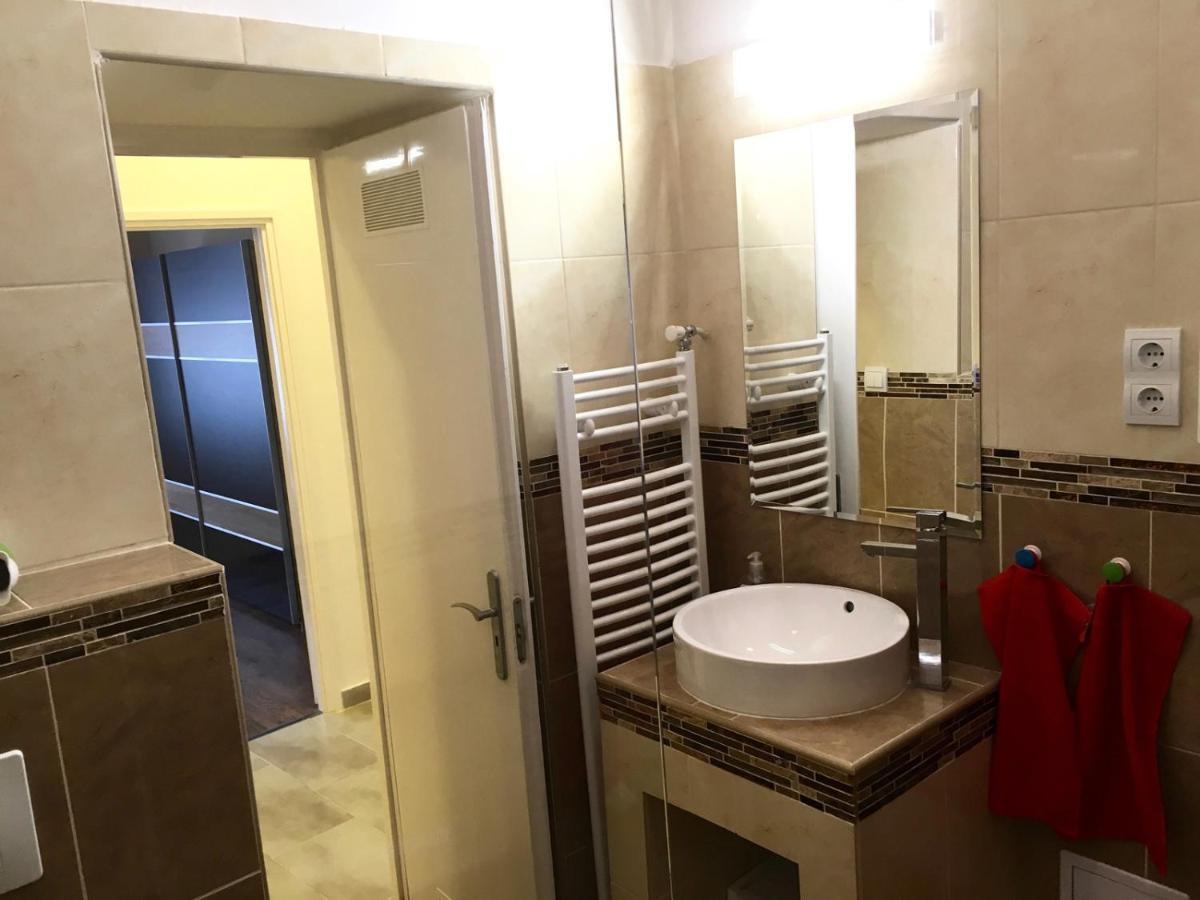 Standard By Hi5 - Ruin Bar Distr. Apartamento