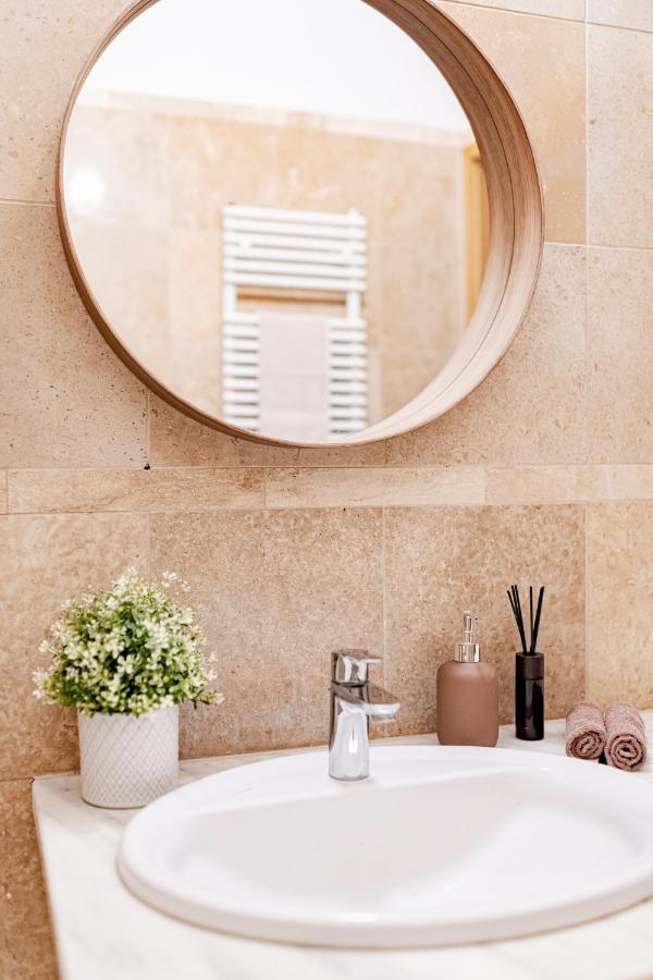 Apartment Kaz13 Kazinczy Budapest