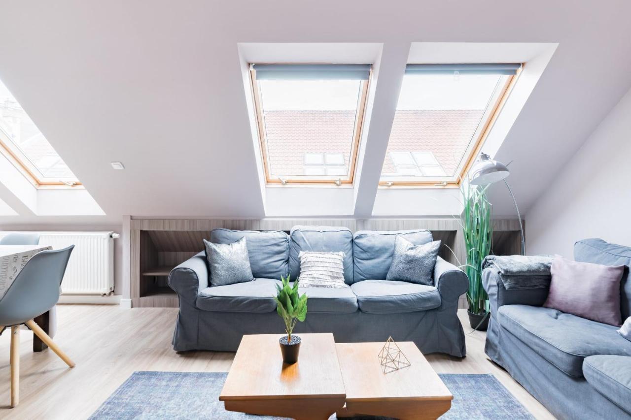 Appartement Sunny And Penthouse With Private Garage Budapest