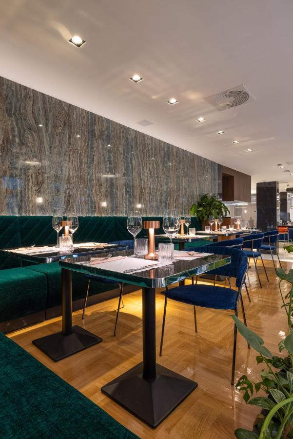 Hotell Silver Crown & Residence, Palace Quarter 3*