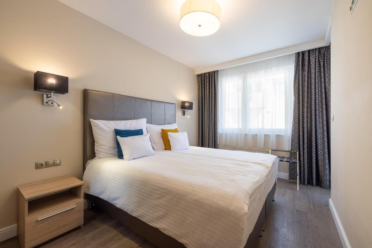 Silver Crown & Residence, Palace Quarter