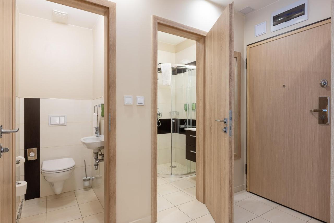 Silver Crown & Residence, Palace Quarter Hotell