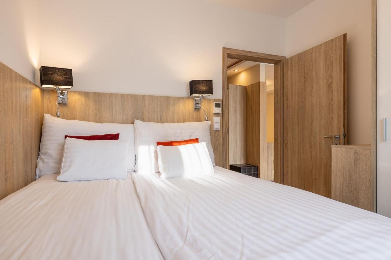 Silver Crown & Residence, Palace Quarter Hotell 3*
