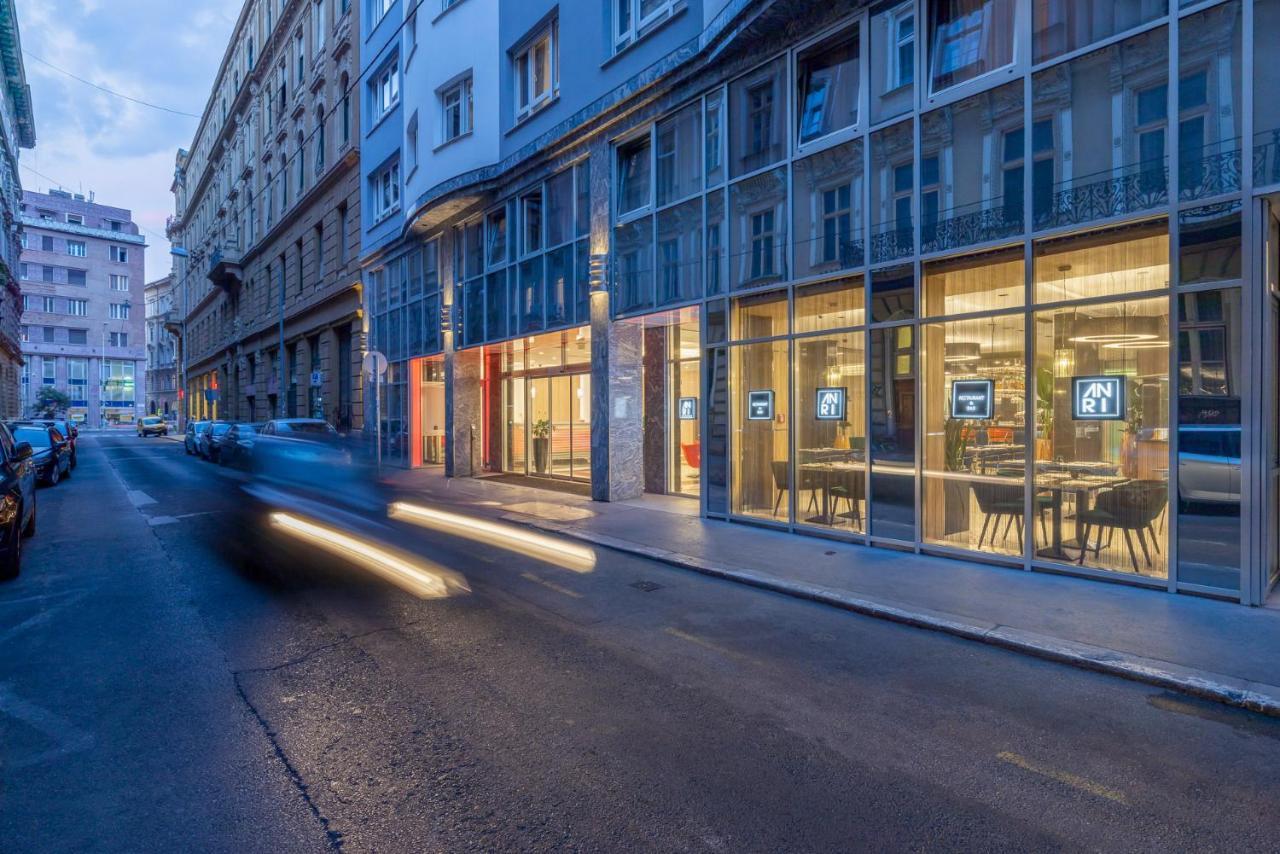 Silver Crown & Residence, Palace Quarter Hotell 3*