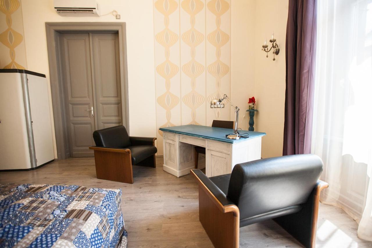 N42 By Small Apartamento