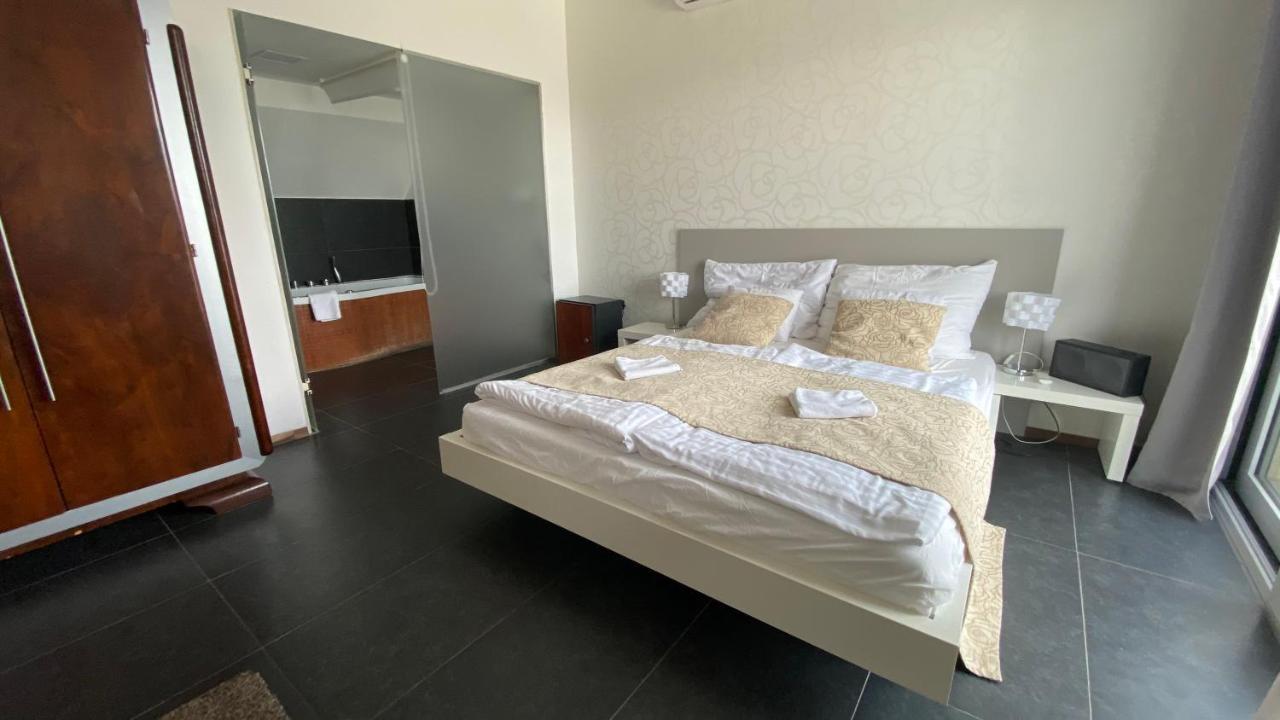 Parliament Penthouse Appartement