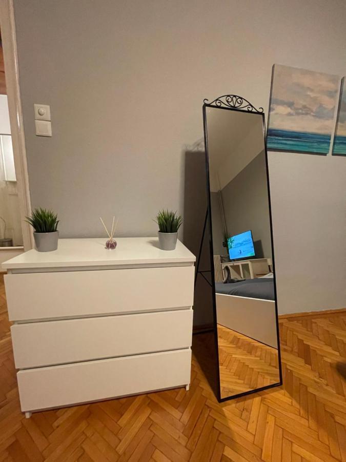 Dream In The Walking Street Apartment Budapest