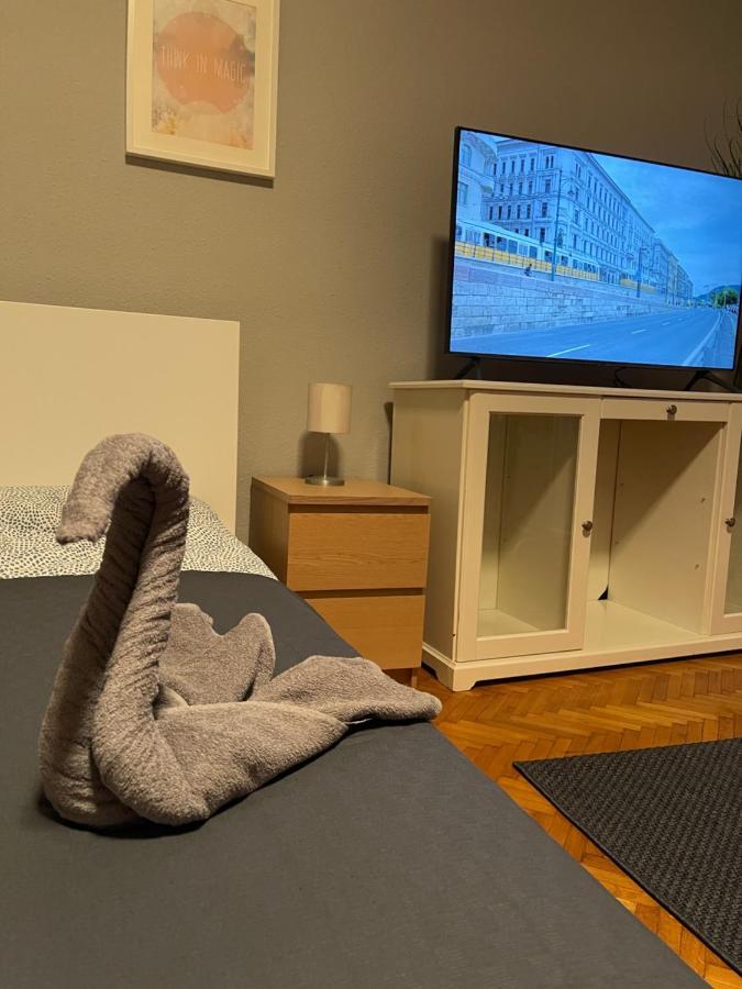 Apartment Dream In The Walking Street *