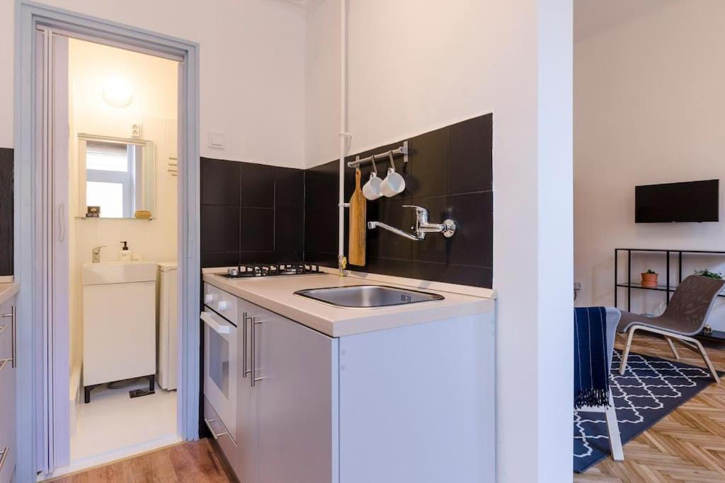 Apartament Cozy K8 In Party District.