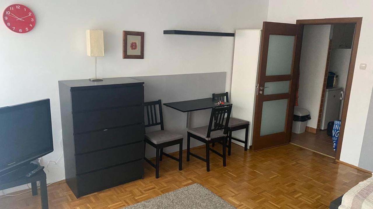 Flat Rent Appartamento *