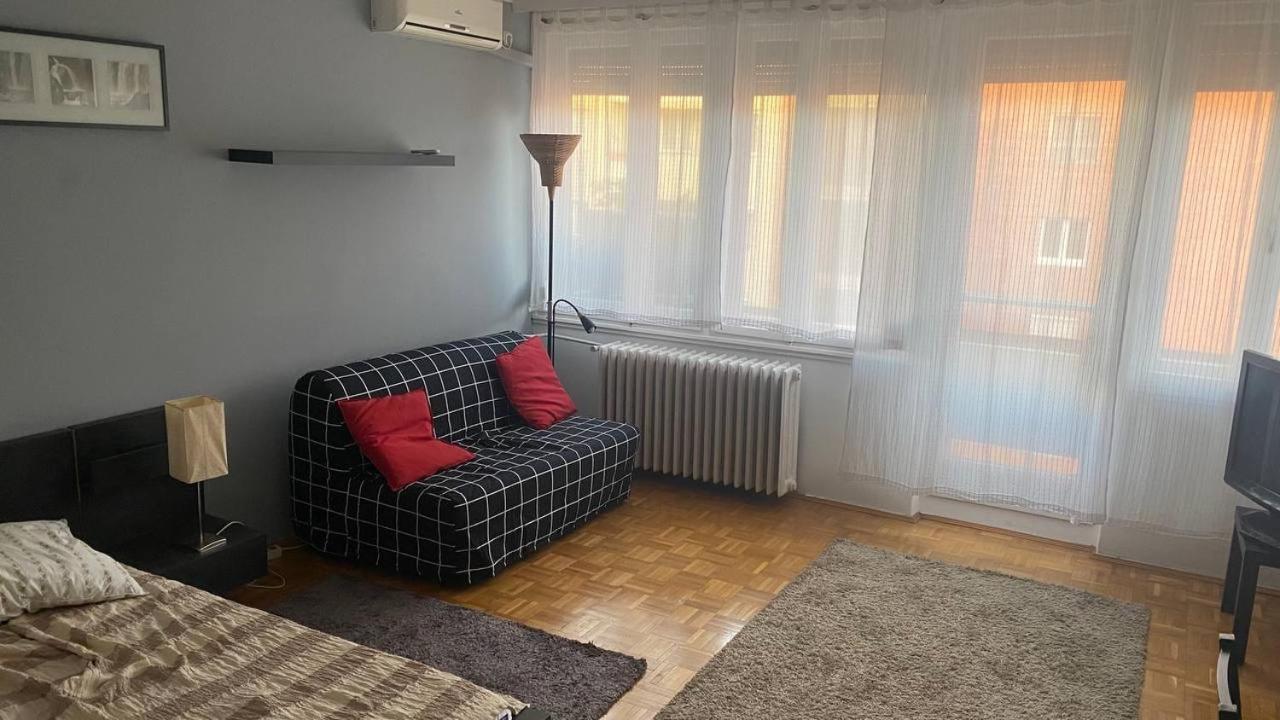 Flat Rent Appartamento *