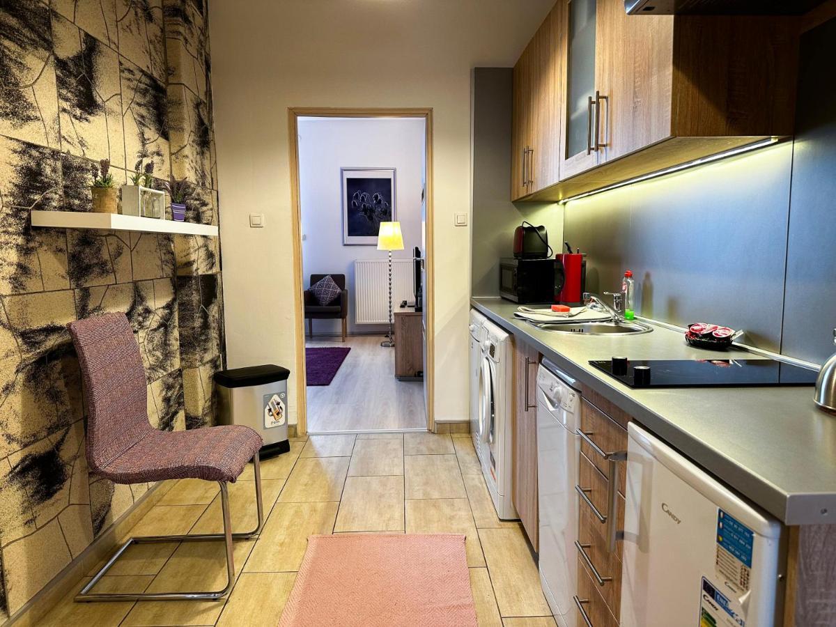 Abt Karoly Apartmán *