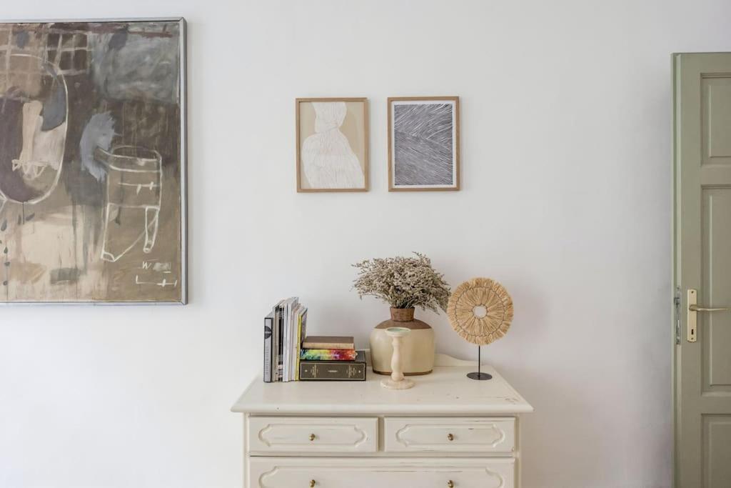 Apartment Atelier *