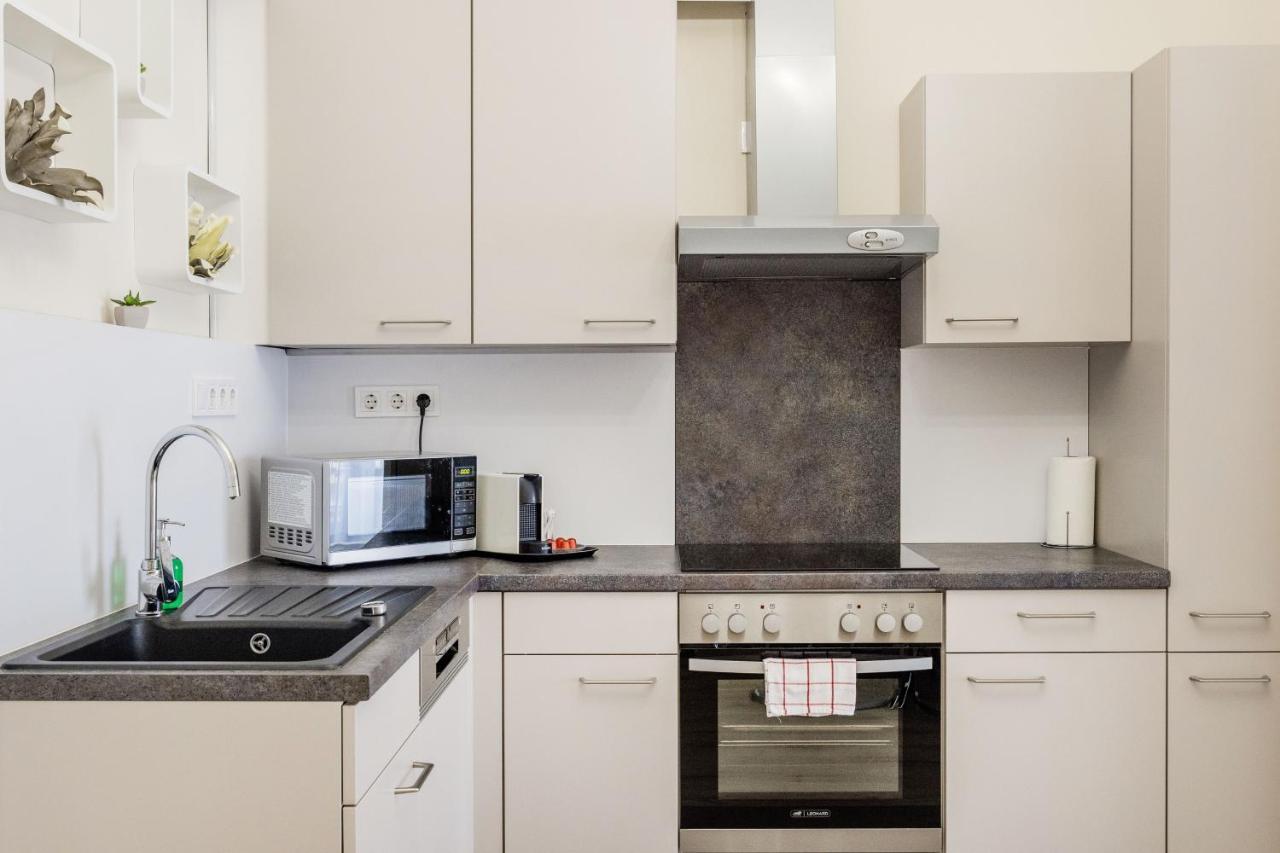 De Luxe 1-bedroom, 2-bathroom In The Center * Budapeszt