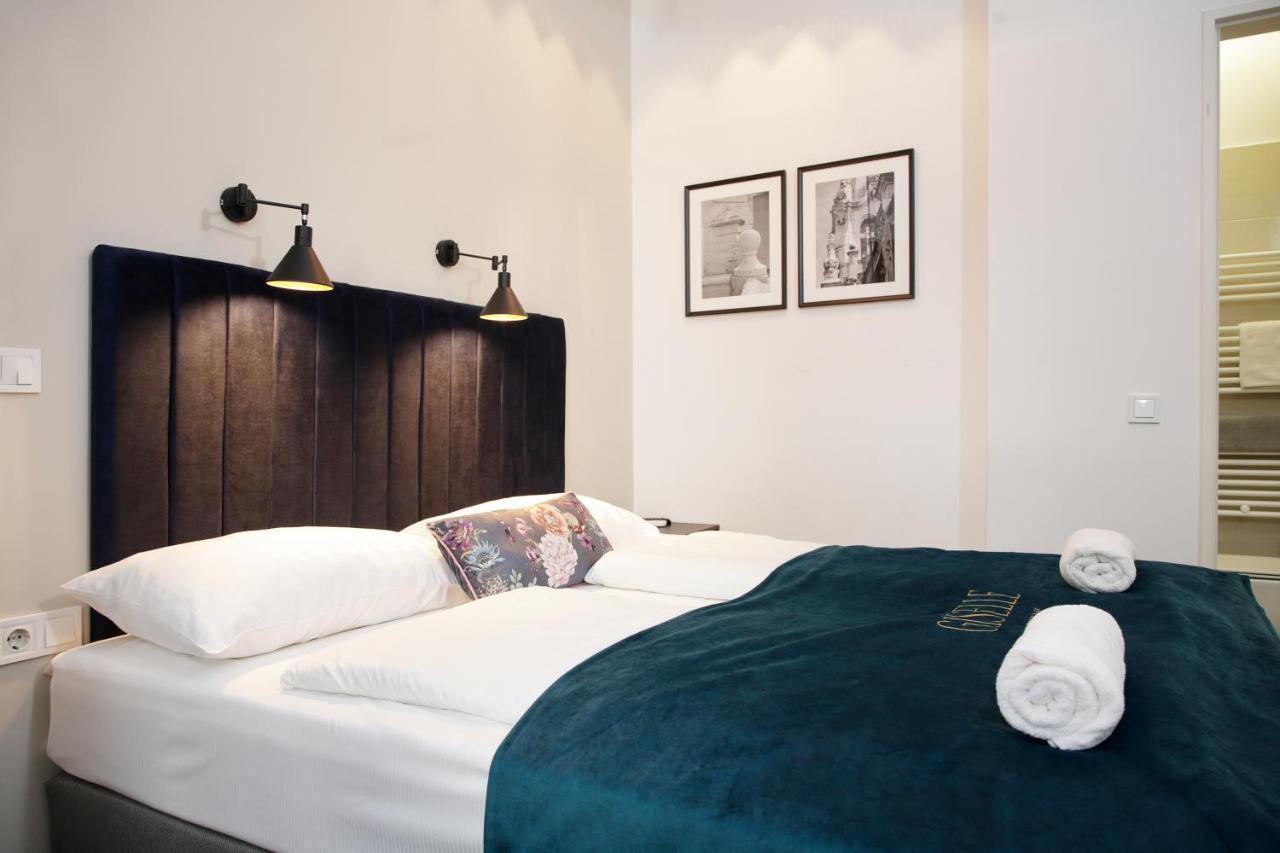 Giselle Vintage Doubles - Adults Only Hotel