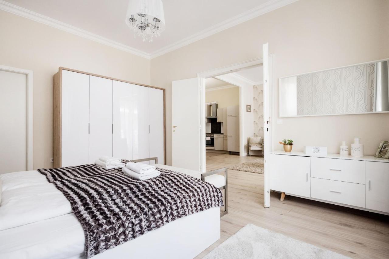 De Luxe 1-bedroom, 2-bathroom In The Center * Budapeszt
