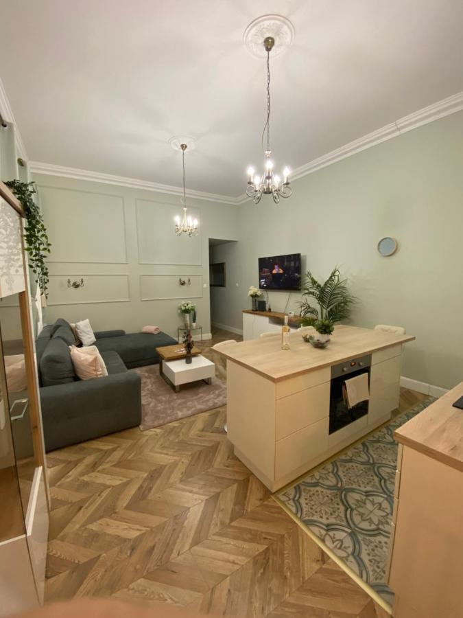 Pj Apartamento