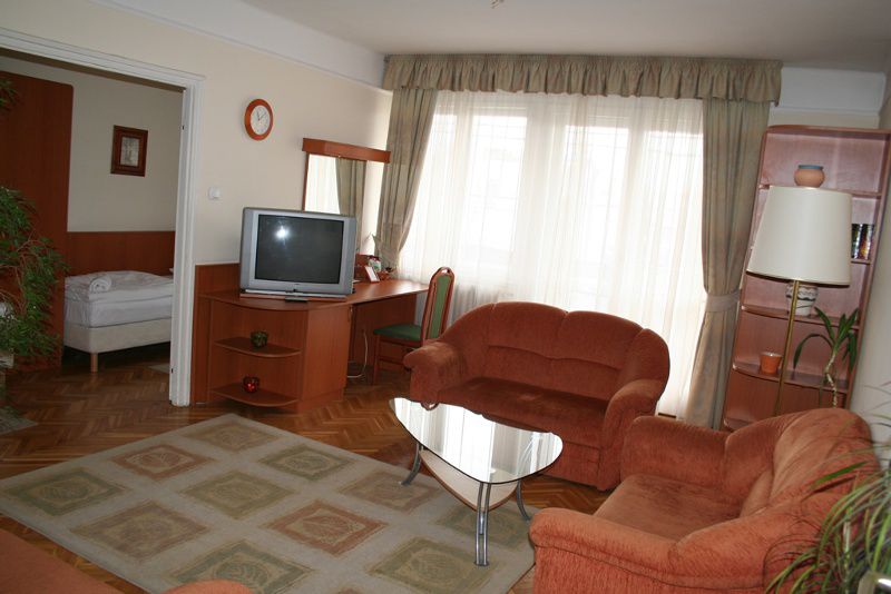 Korona Panzio Bed & Breakfast 3*