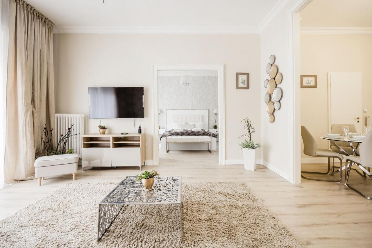 De Luxe 1-bedroom, 2-bathroom In The Center Apartament Budapeszt