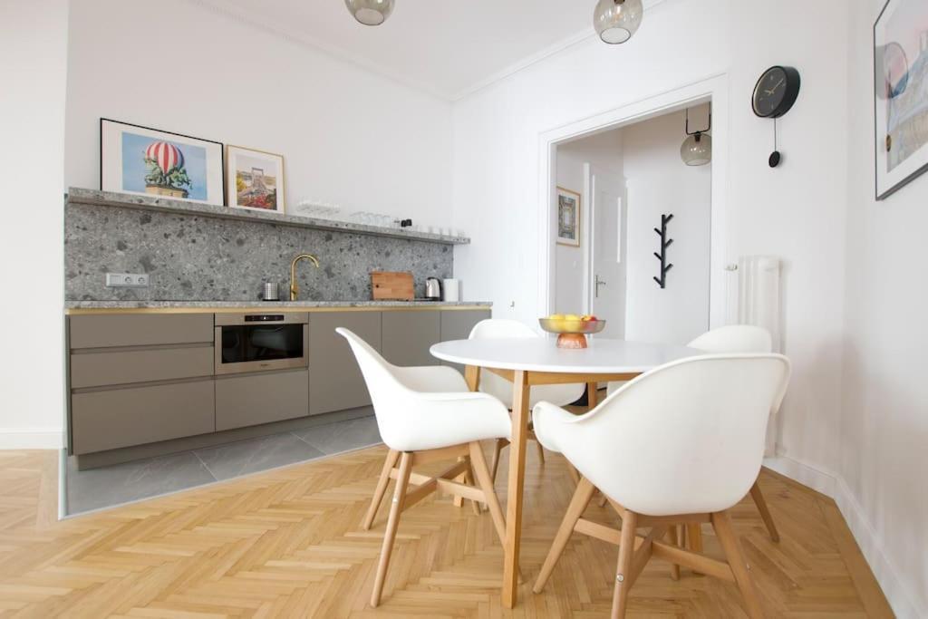 Premium By Hi - 2 Bedroom - View
