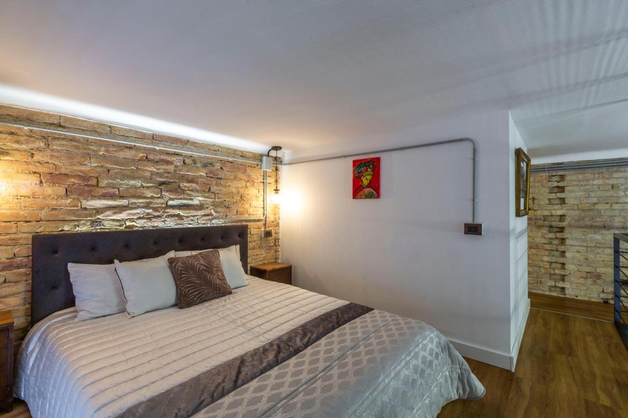 The Address Loft 22ppl * Budapest