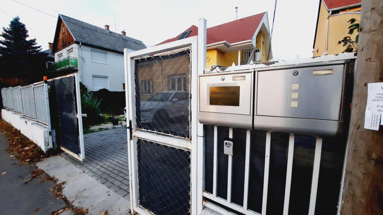 Hi-bp Garden Batsanyi Tiny House Near The Train With Free Parking Appartement