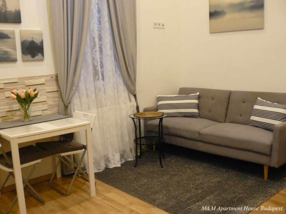 M&m House Apartment