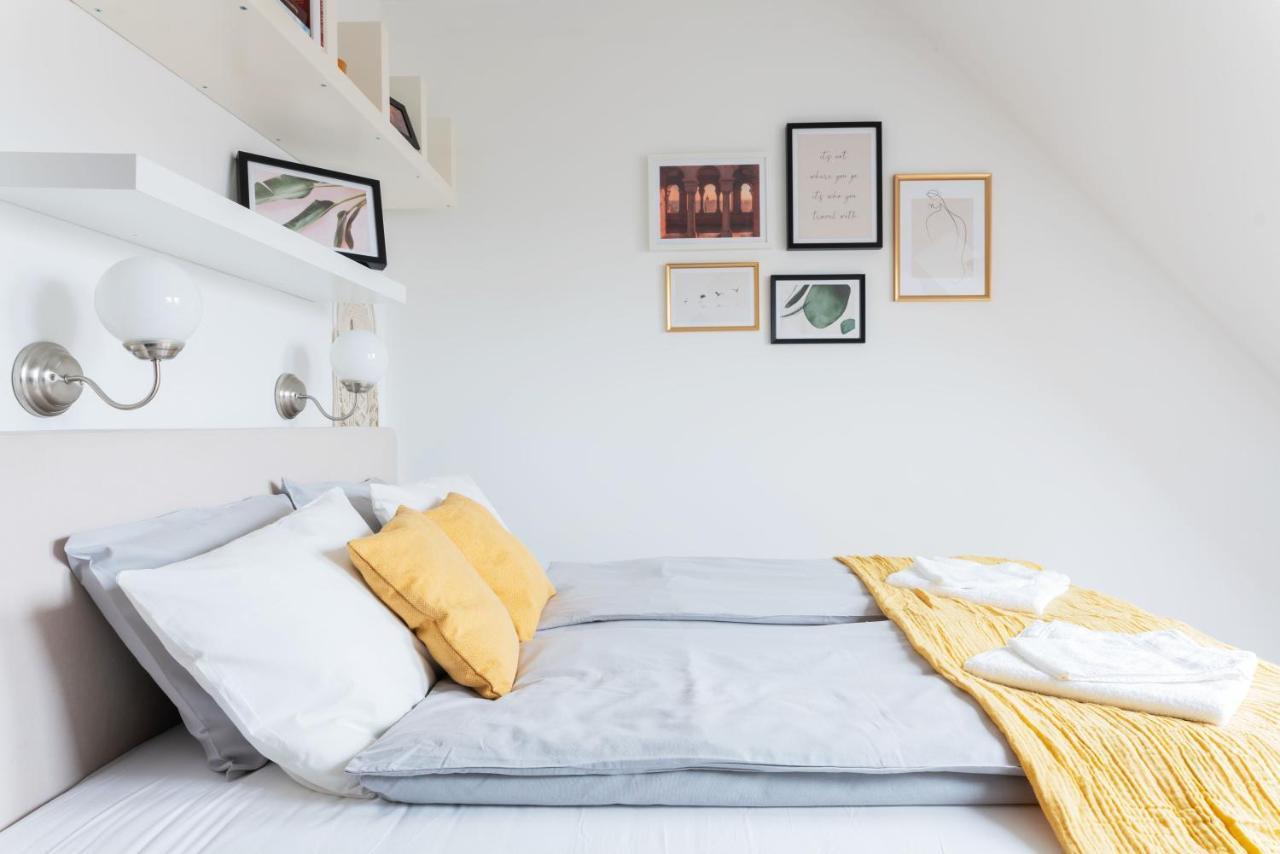 Apartment Floral - New In Town *