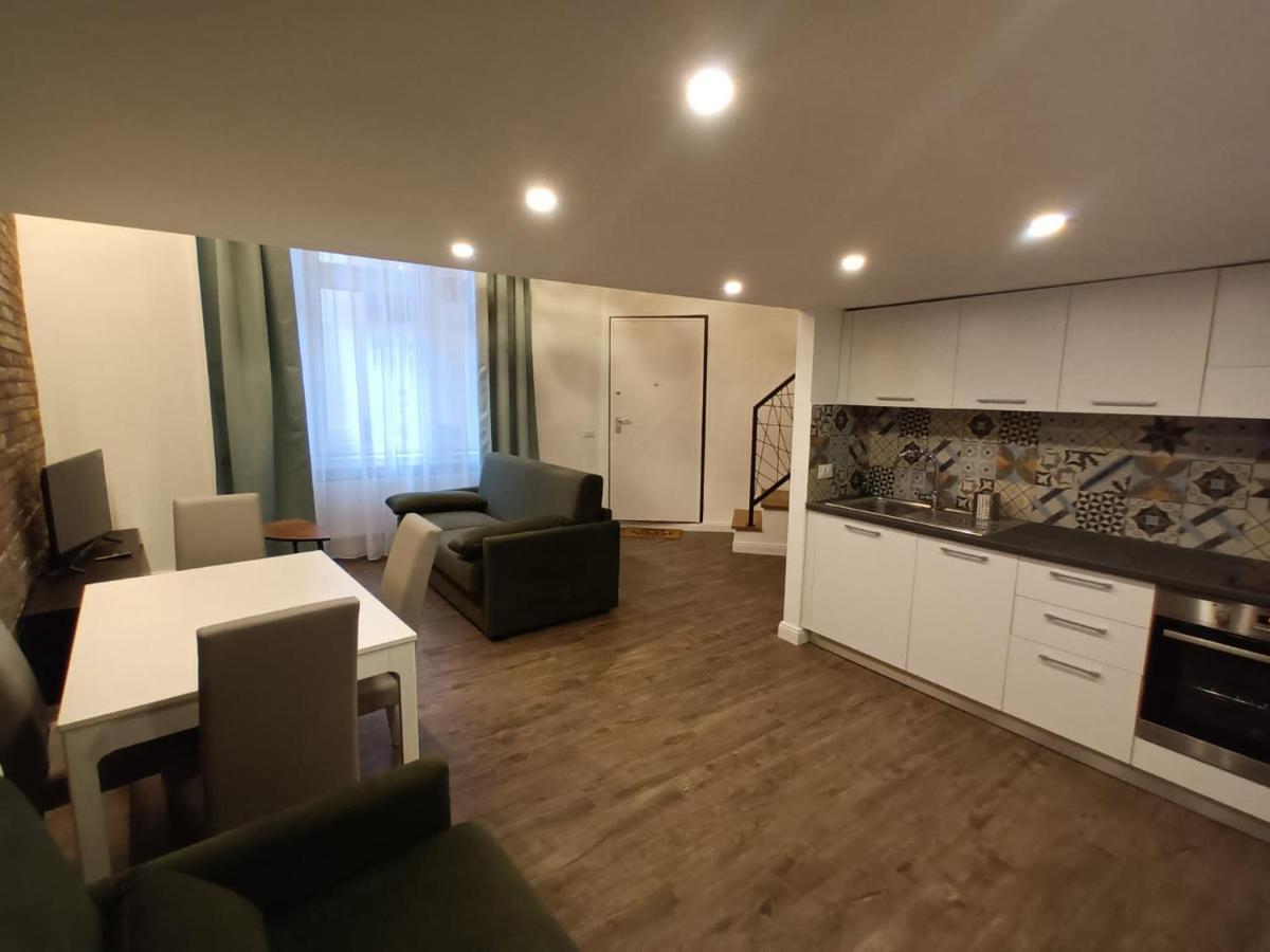 Duna River Shining Apartment Budapest