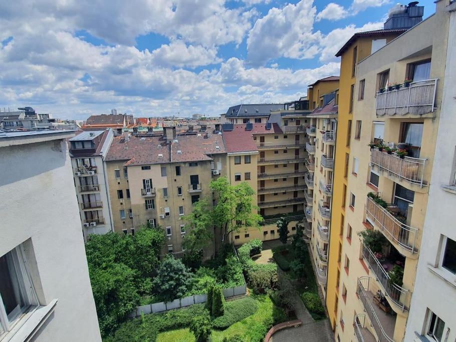 Master With Air Condition And Separated Rooftop Terrace Apartamento *
