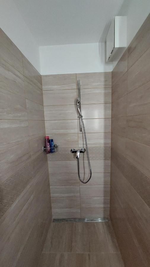 N&z Apartman Close To The Downtown Apartamento Budapest