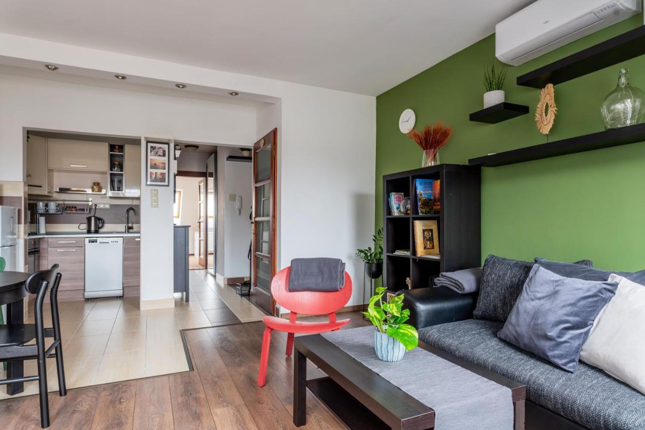 Apartment Floral - New In Town