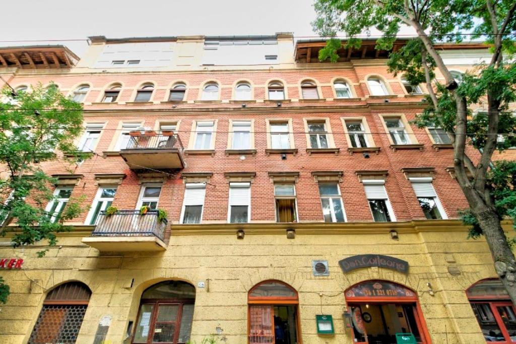 Appartamento Nefelejcs Near The Keleti Railway Station *