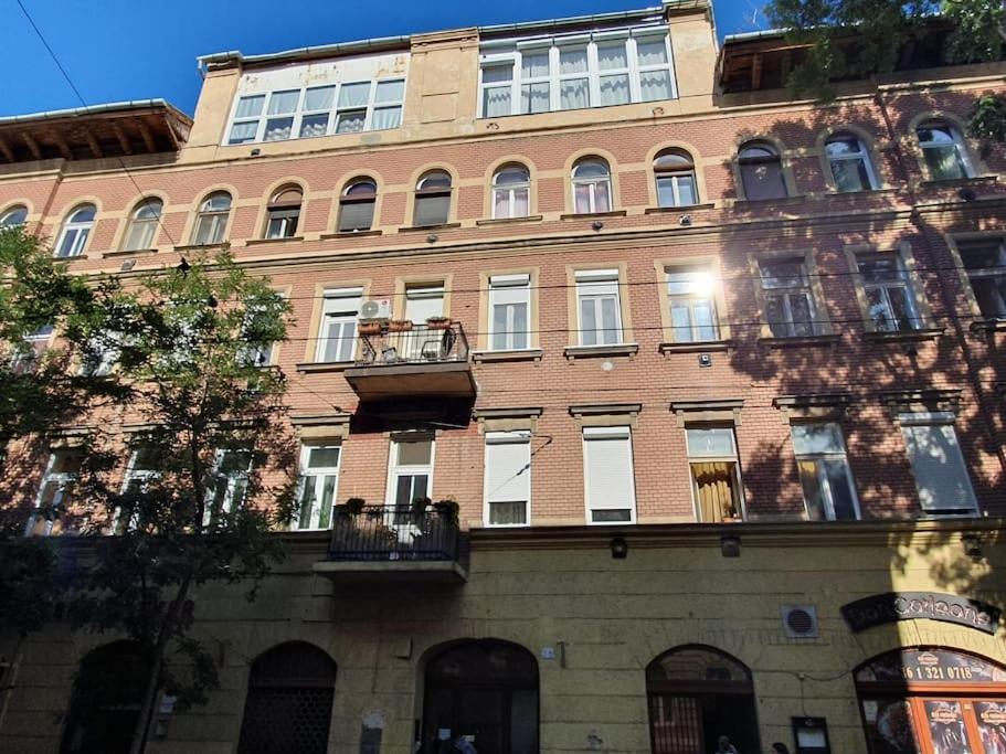Appartamento Nefelejcs Near The Keleti Railway Station