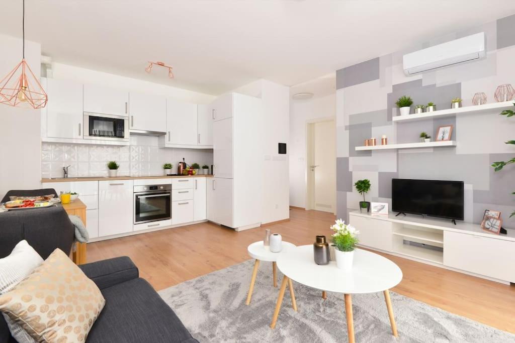 Apartment Laurel Bay *