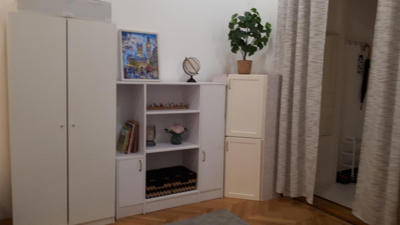M&m House Apartment