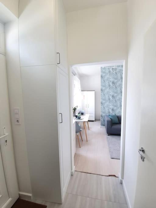 Master With Air Condition And Separated Rooftop Terrace Apartamento