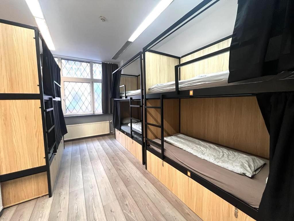 Onefam Hostel