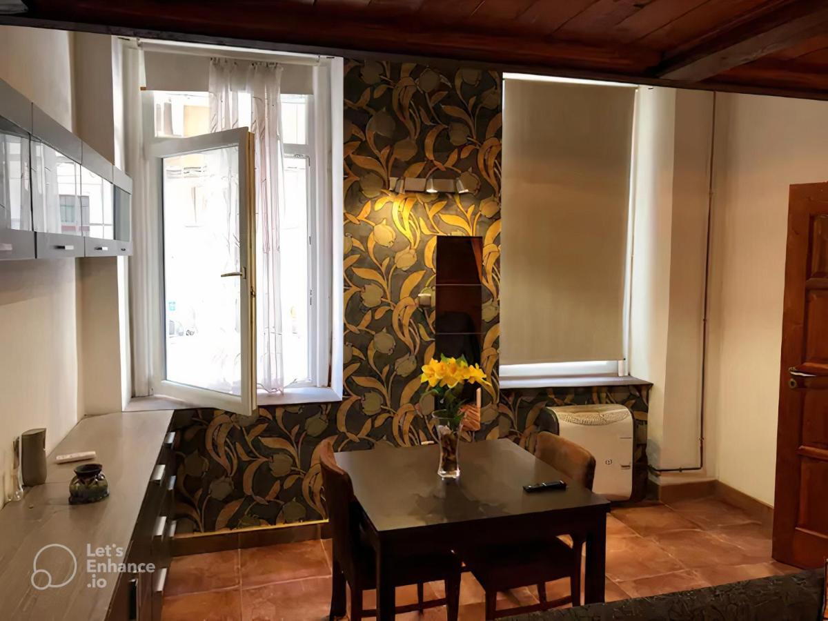 Modern Spacious In Center Apartman *