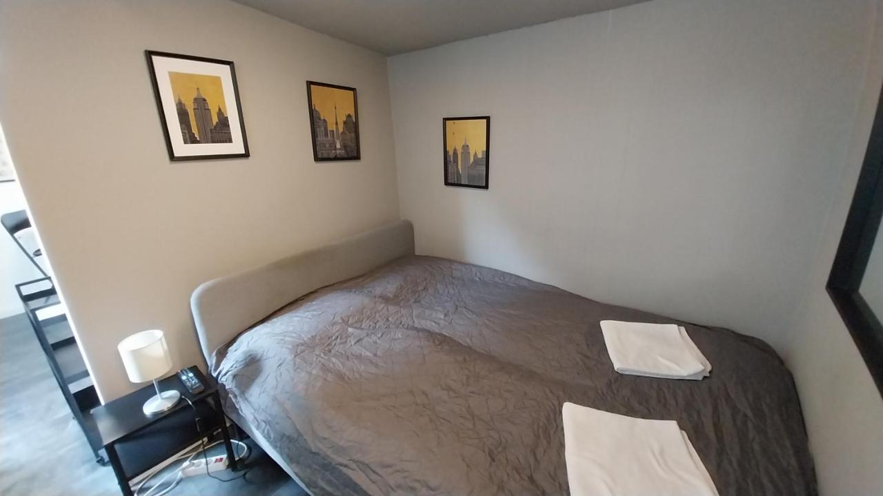 Appartement Hi-bp Garden Batsanyi Tiny House Near The Train With Free Parking
