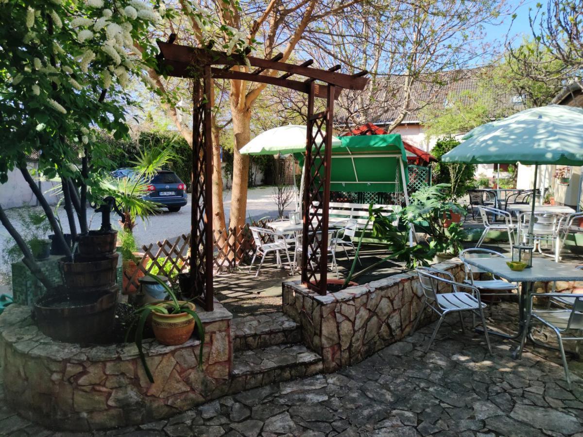 Oswaldo Hotel