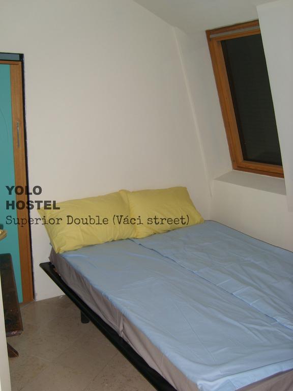 Yolo Hostal *
