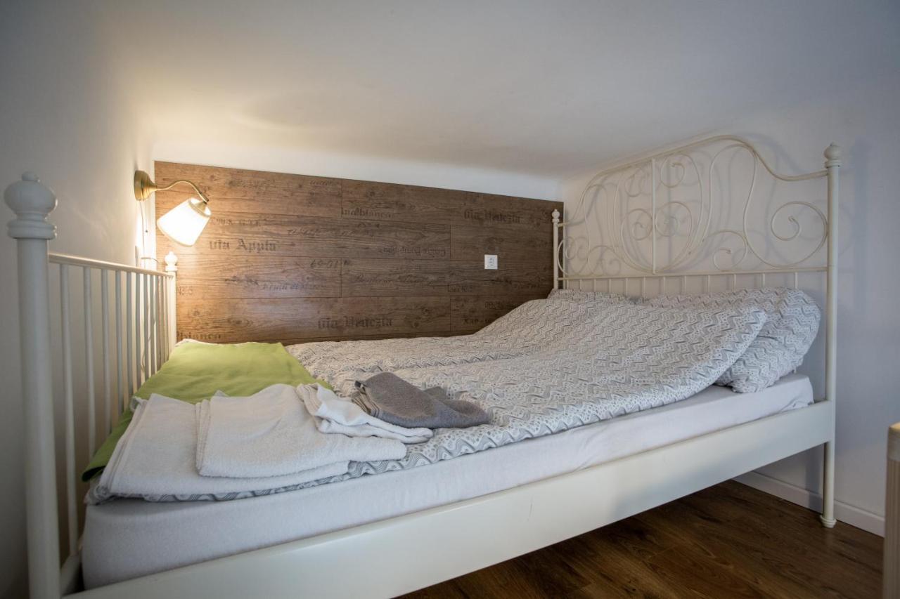 Apartament Cozy Studio With Air Condition Freshly Renovated