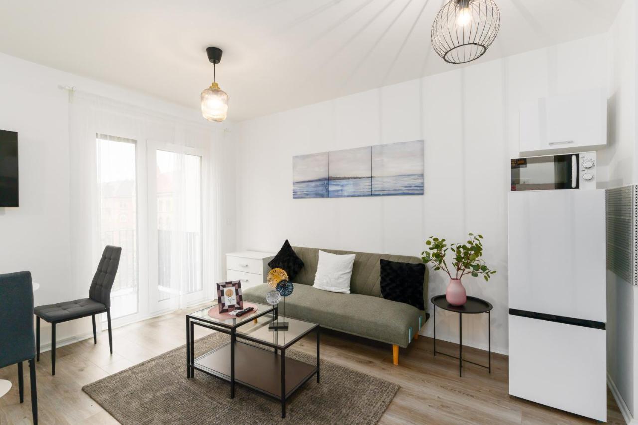 Sweet & Spicy - Brand New With Balcony *