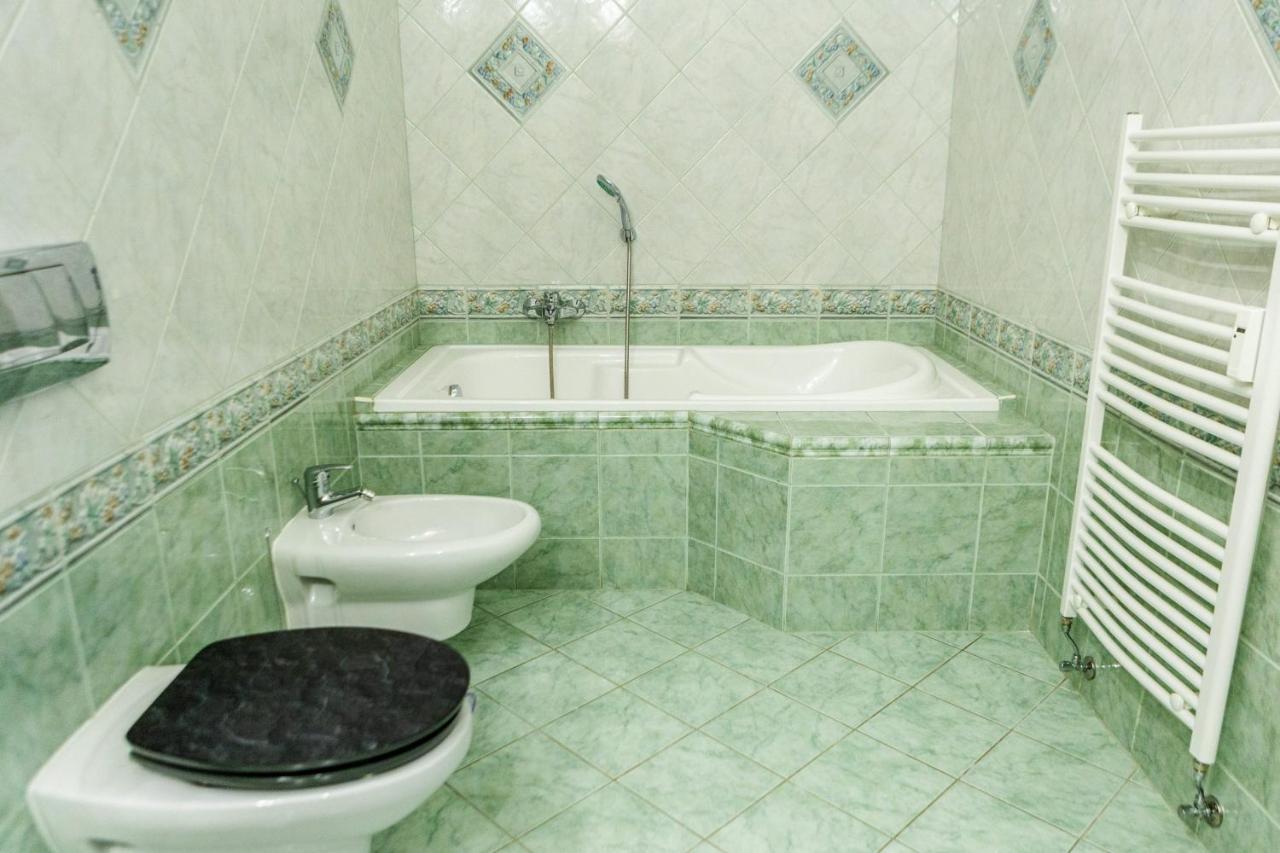 Apartment Luxury Downtown 3 Bedroom By Synagoge With Beautiful View Budapest
