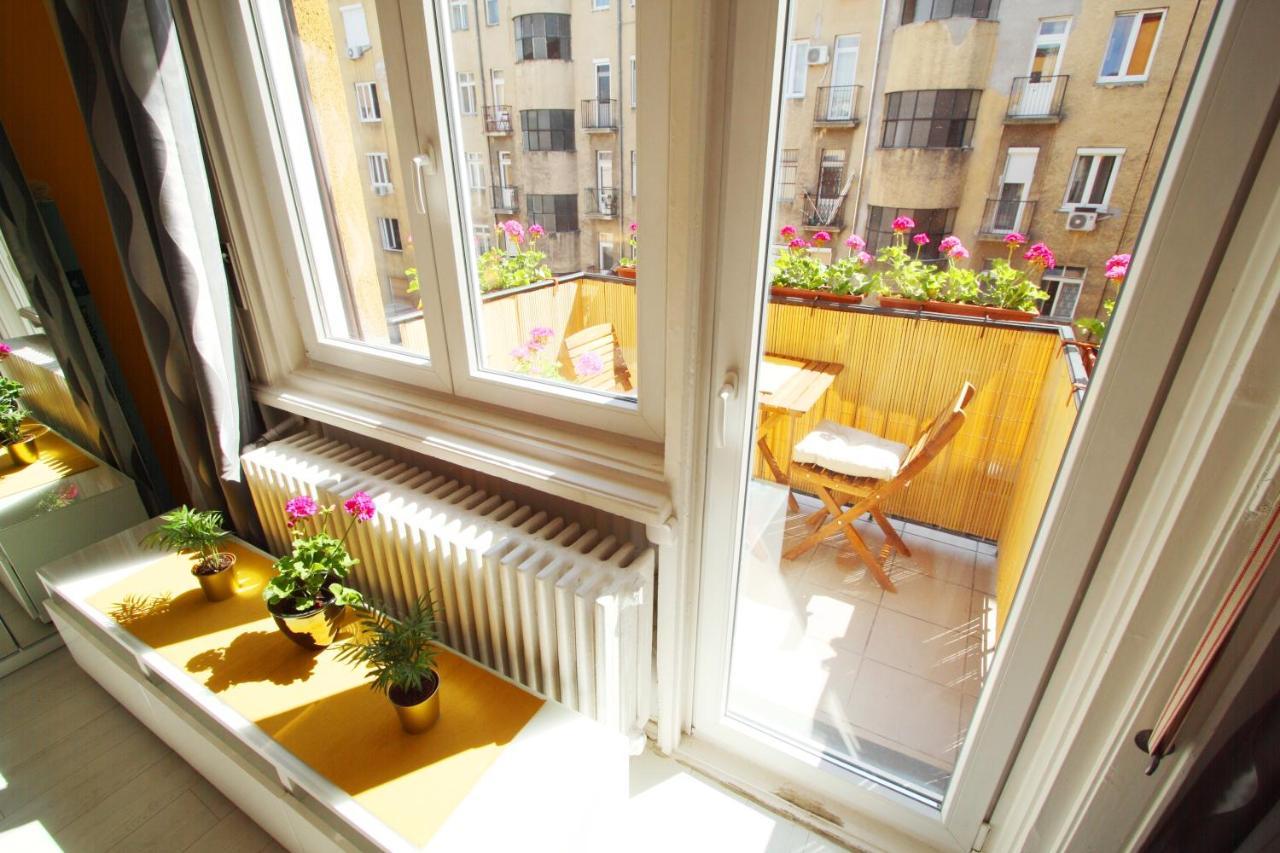 Sunny With Balcony In Party District * Budapest