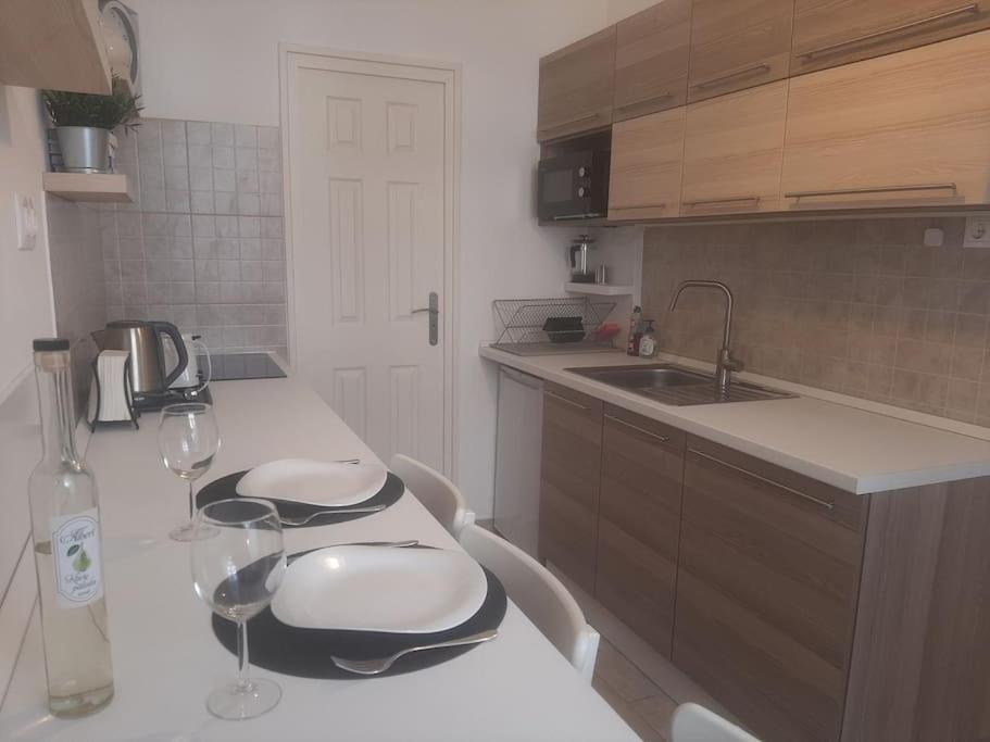King Street Center Apartment