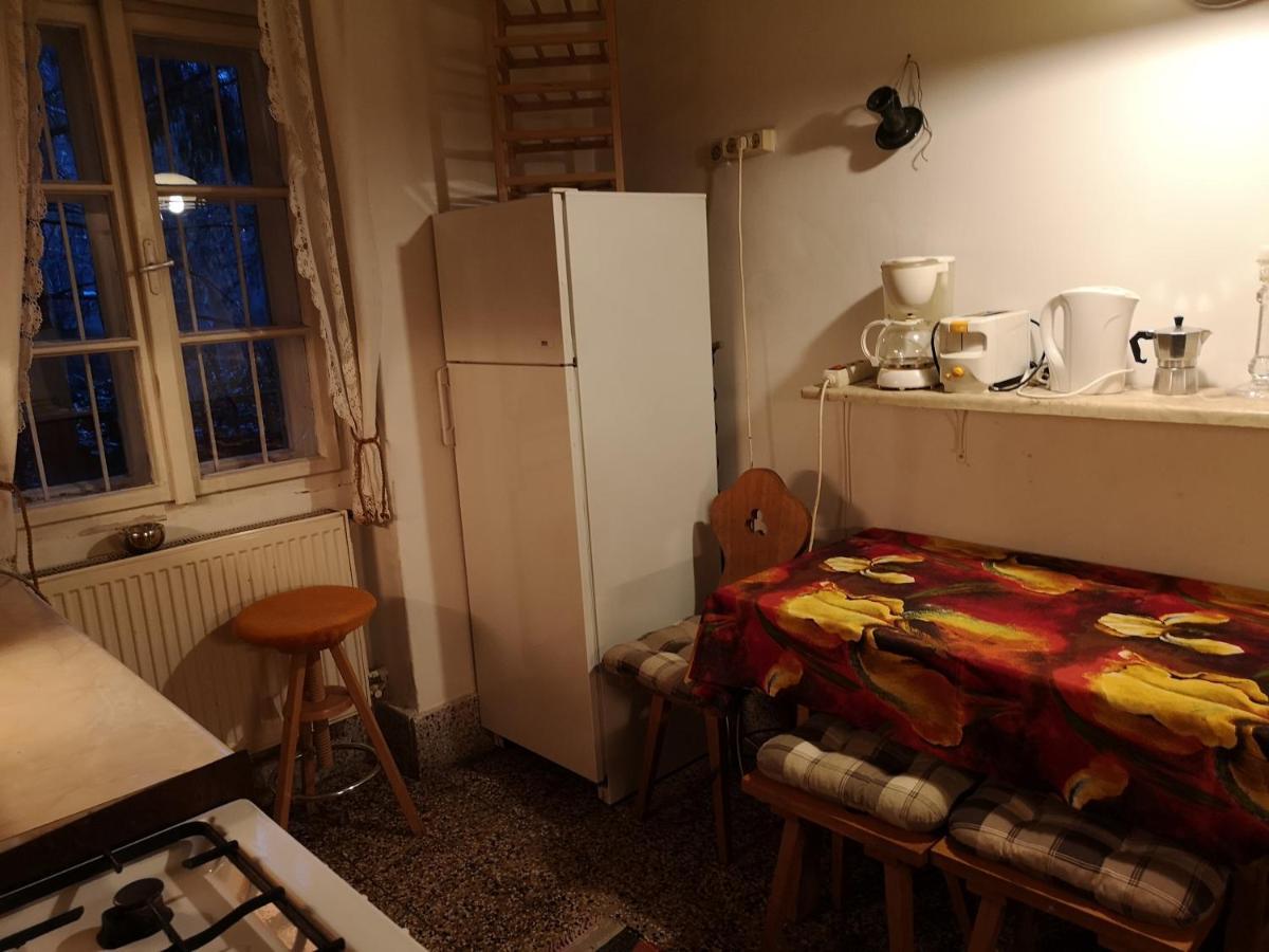 Hostal Locomotive *
